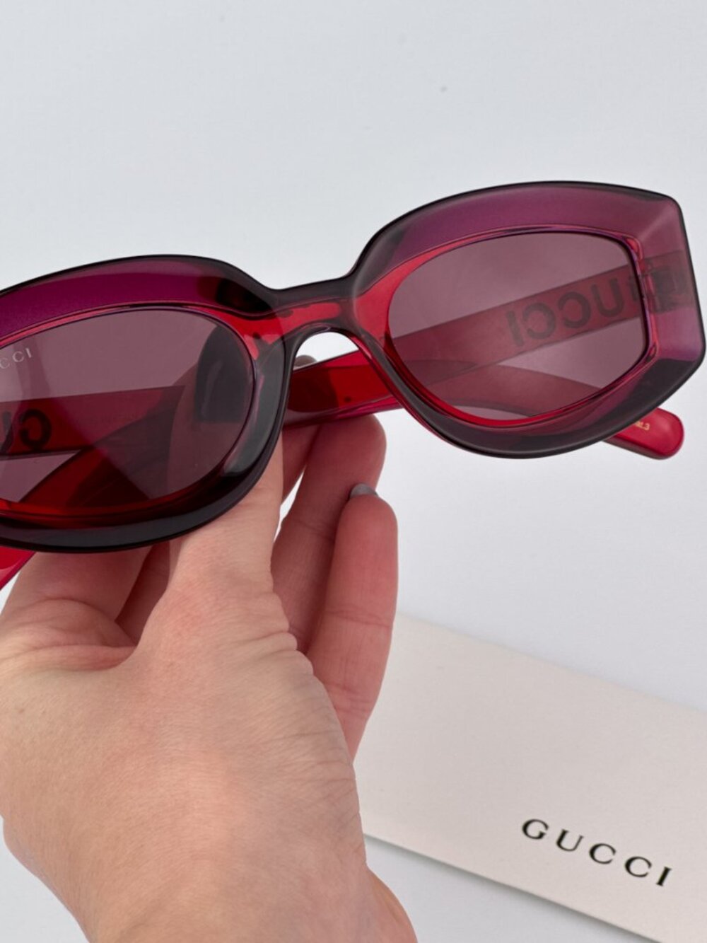 GUCCI GG1719S 004 TRANSPARENT RED VIOLET SQUARE SUNGLASSES